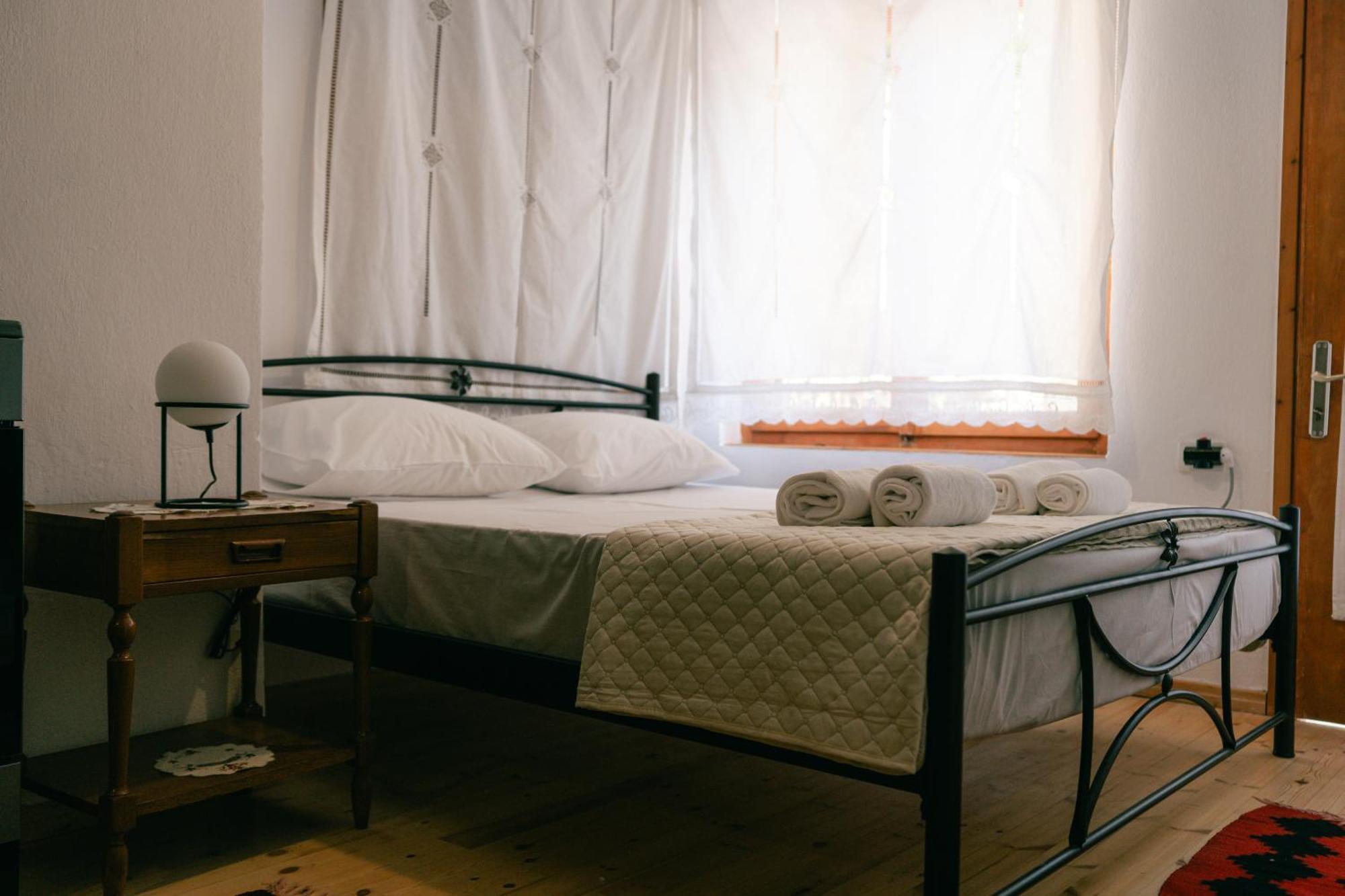 Petrichor Hotel Gjirokaster Luaran gambar